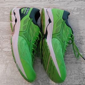 Mizuno Wave Rider 21